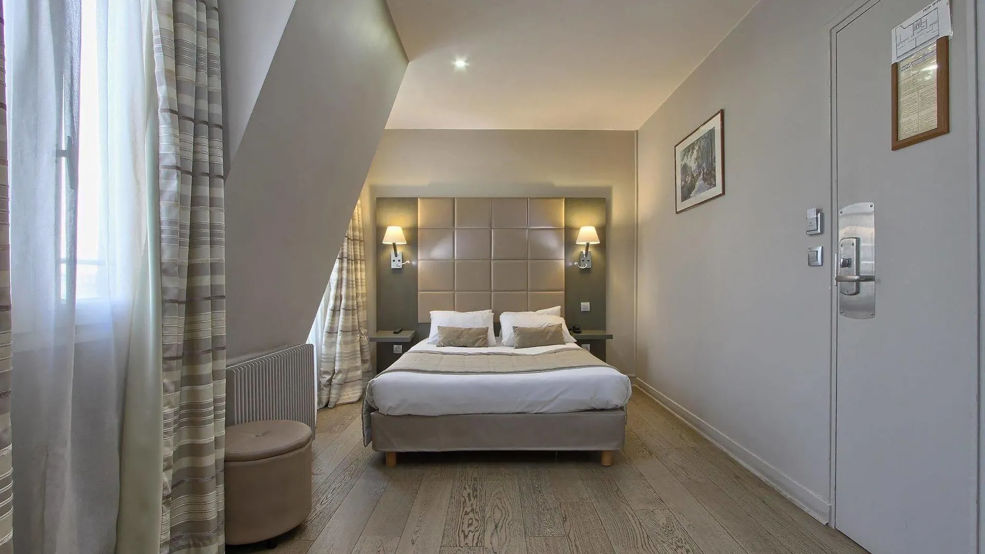 Margaux Opera Montmartre Hotel Paris