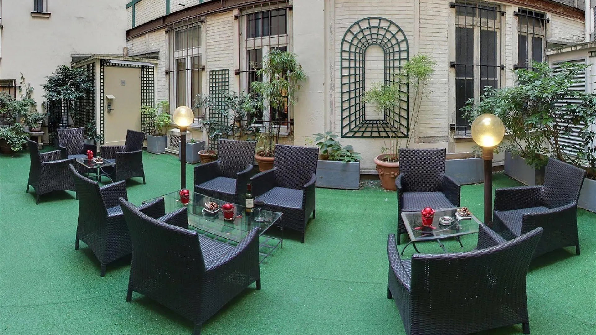 Hotel Margaux Opera Montmartre Paris
