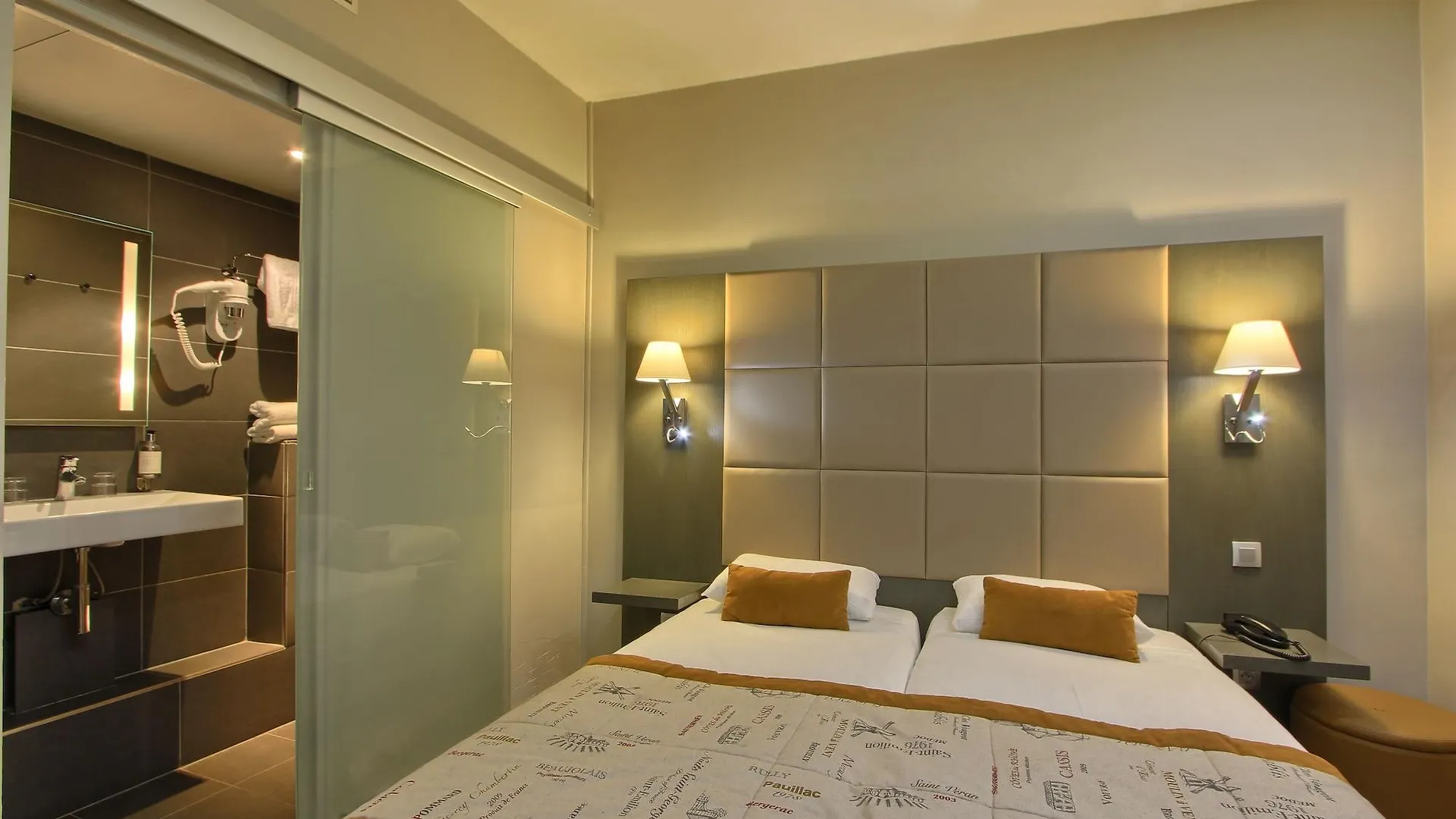 Margaux Opera Montmartre 3* Paříž