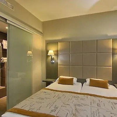 Margaux Opera Montmartre 3*